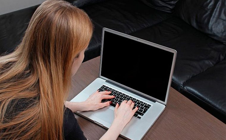 La consulta a distancia es tan efectiva como la visita al consultorio para tratar el dolor de cabeza